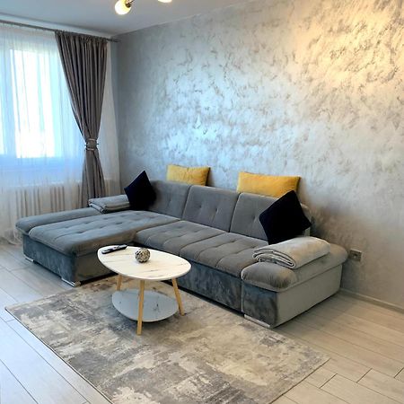Victoriei Boulevard Private Apartment Μπρασόβ Εξωτερικό φωτογραφία