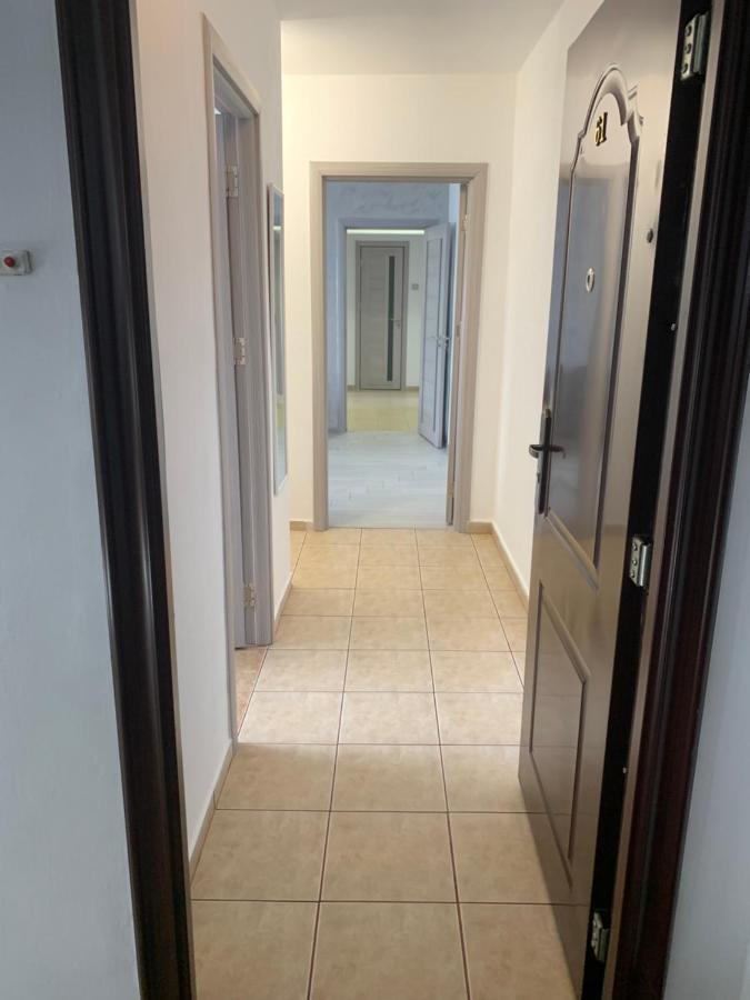 Victoriei Boulevard Private Apartment Μπρασόβ Εξωτερικό φωτογραφία
